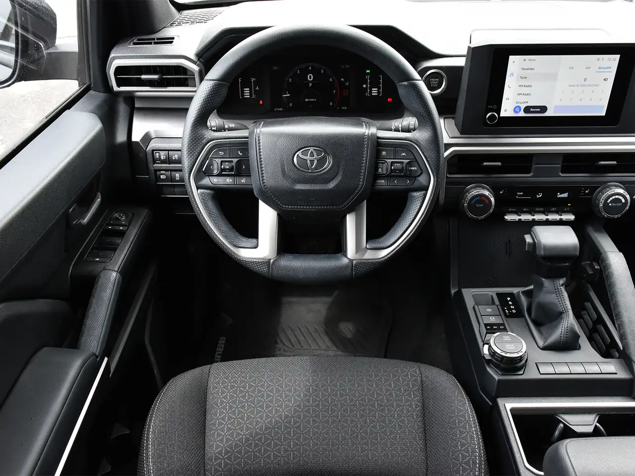Toyota 4-Runner снимка Toyota 4-Runner