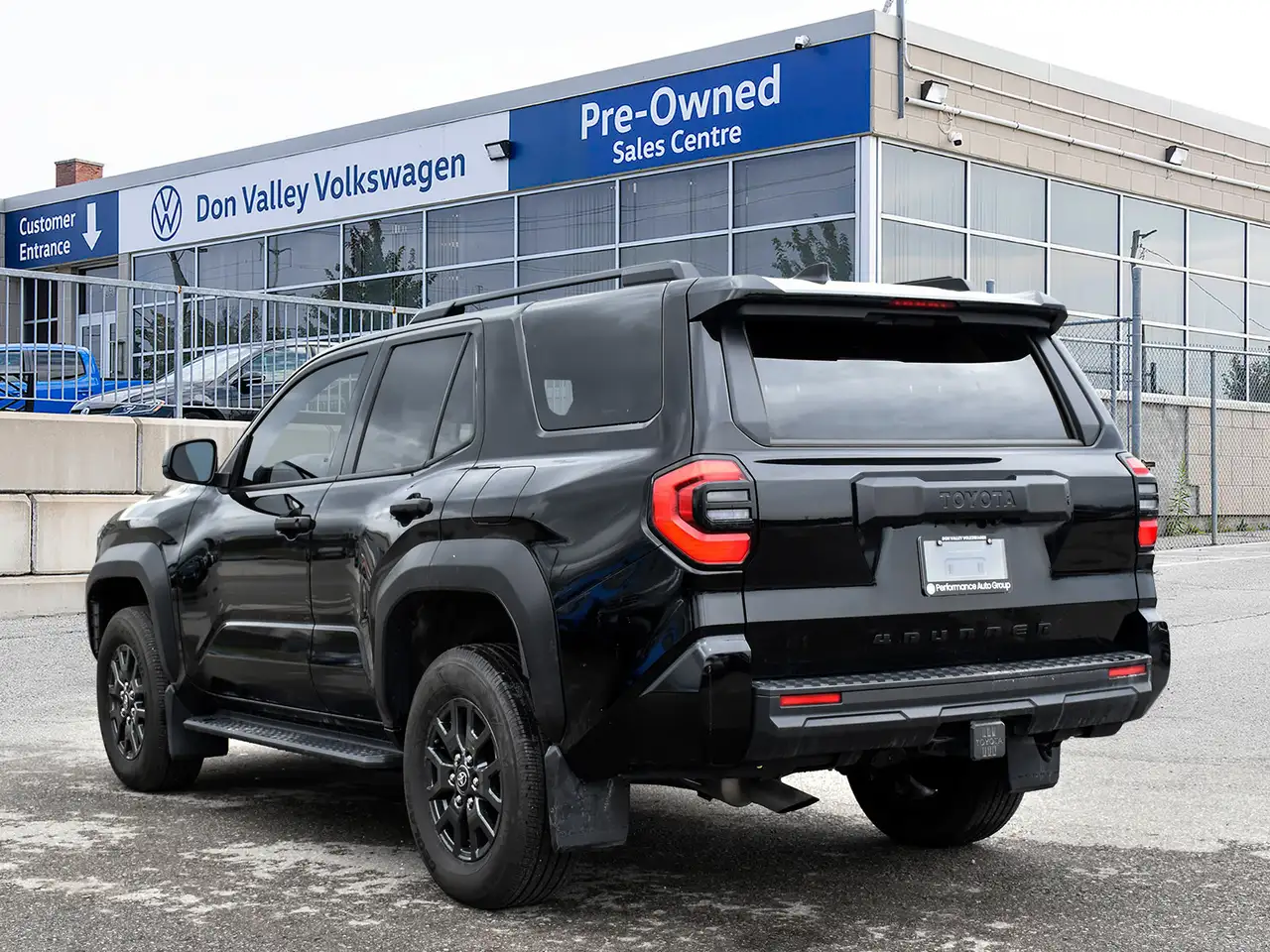 Toyota 4-Runner снимка Toyota 4-Runner