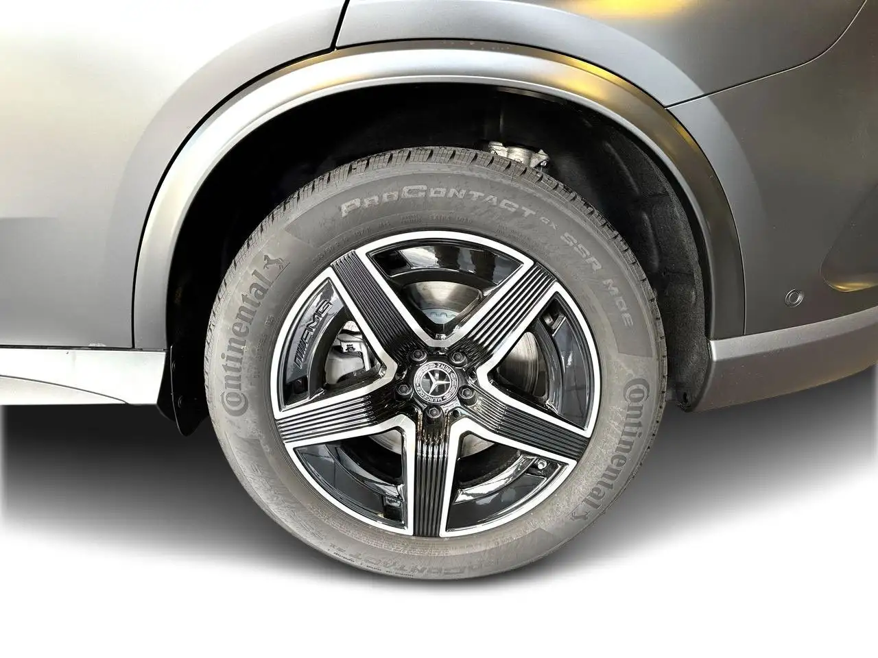 Mercedes-Benz GLC снимка Mercedes-Benz GLC