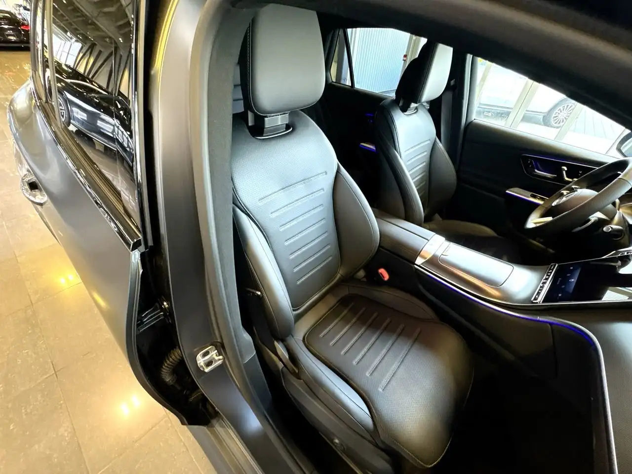 Mercedes-Benz GLC снимка Mercedes-Benz GLC
