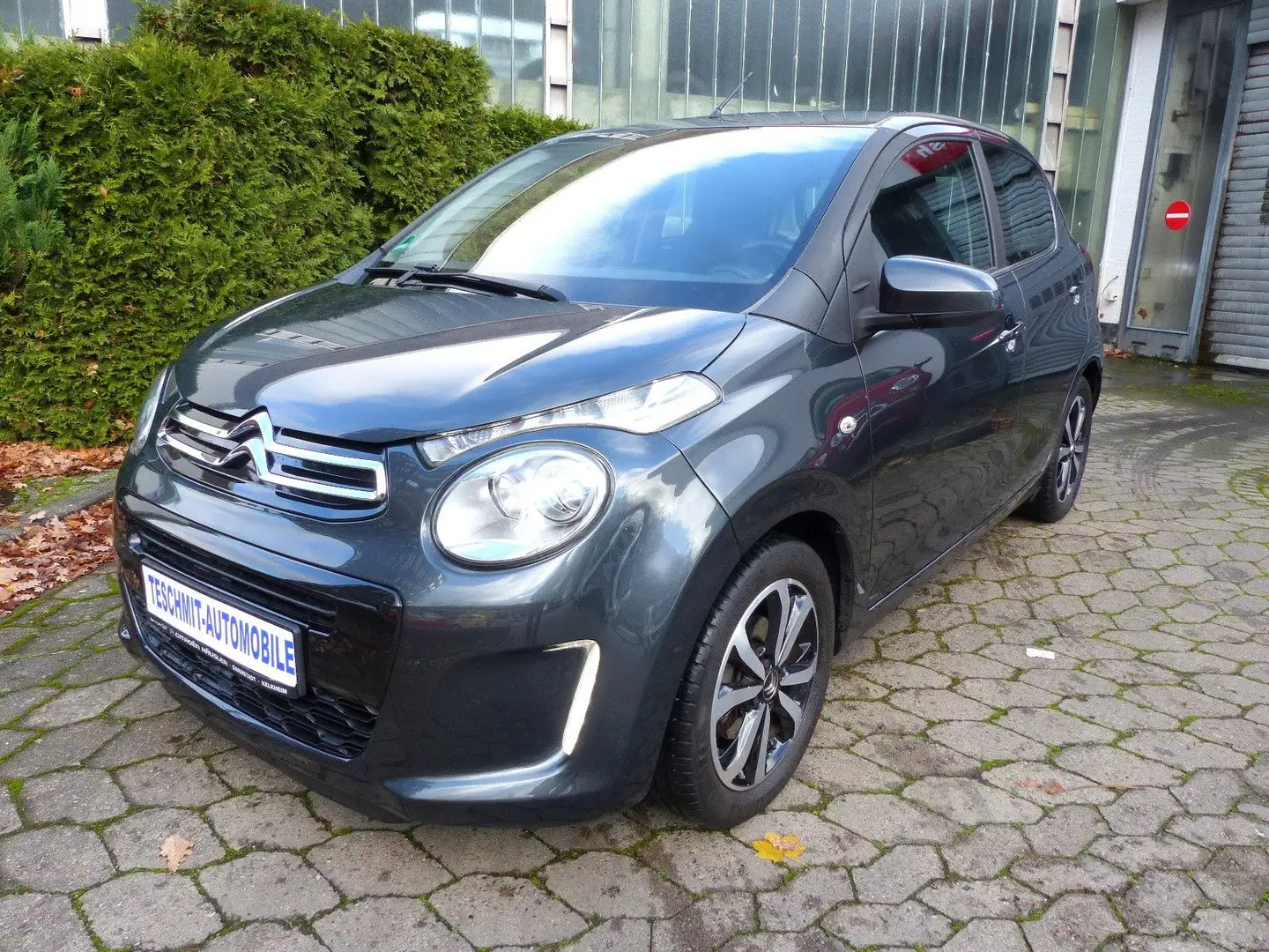 Citroen C1 Shine Automatik/Klima/Sitzheiz/Bluetooth/2.Hd Grau - 2