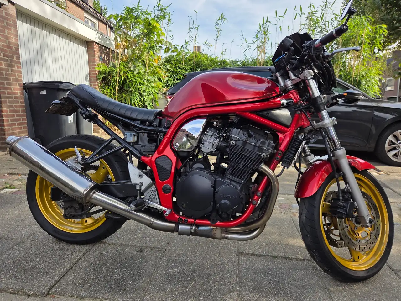 Suzuki GSF 600