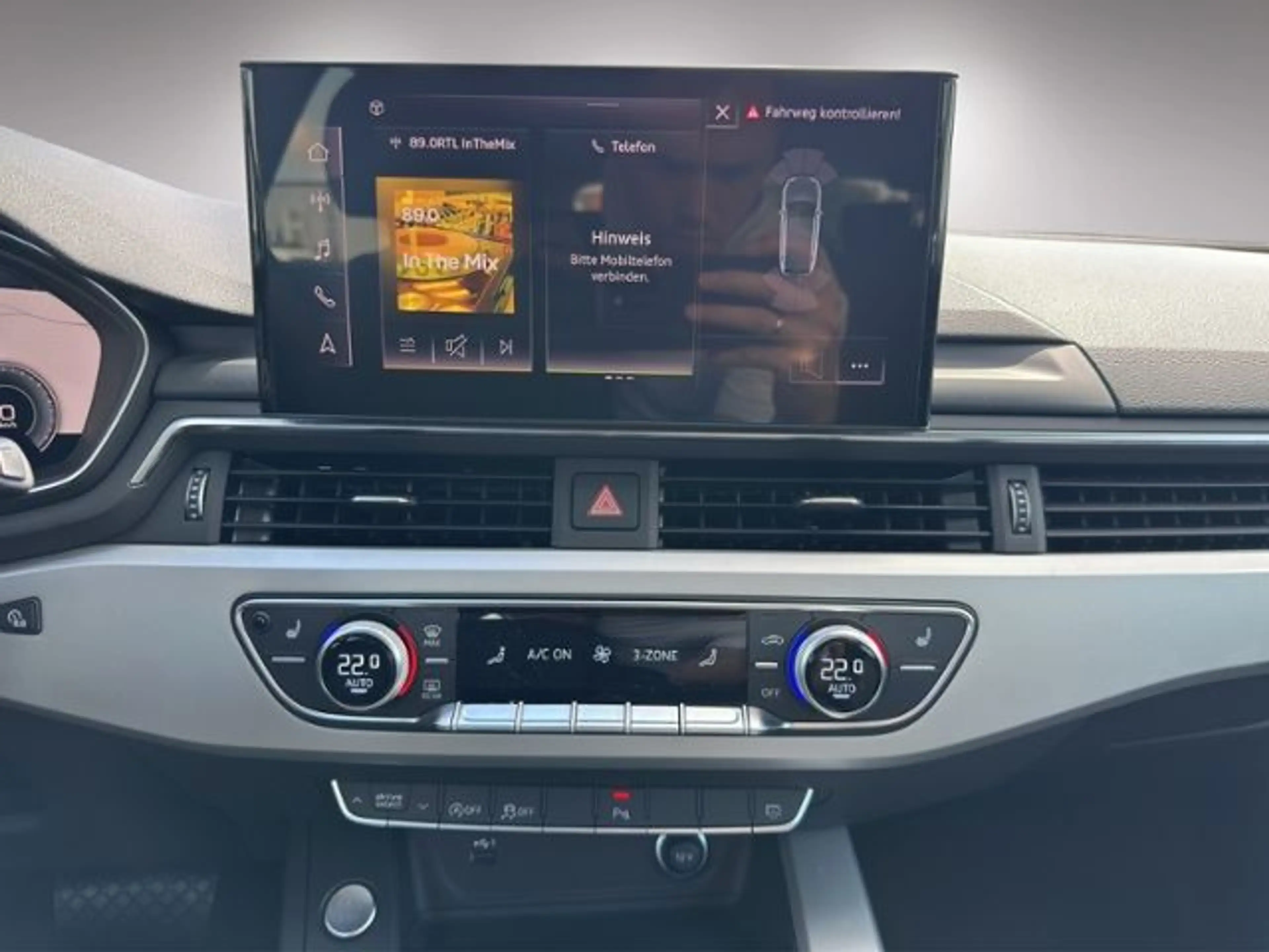 Audi A4 Avant S line 40 TFSI  LED/el.Heckkl./VC — photo 15