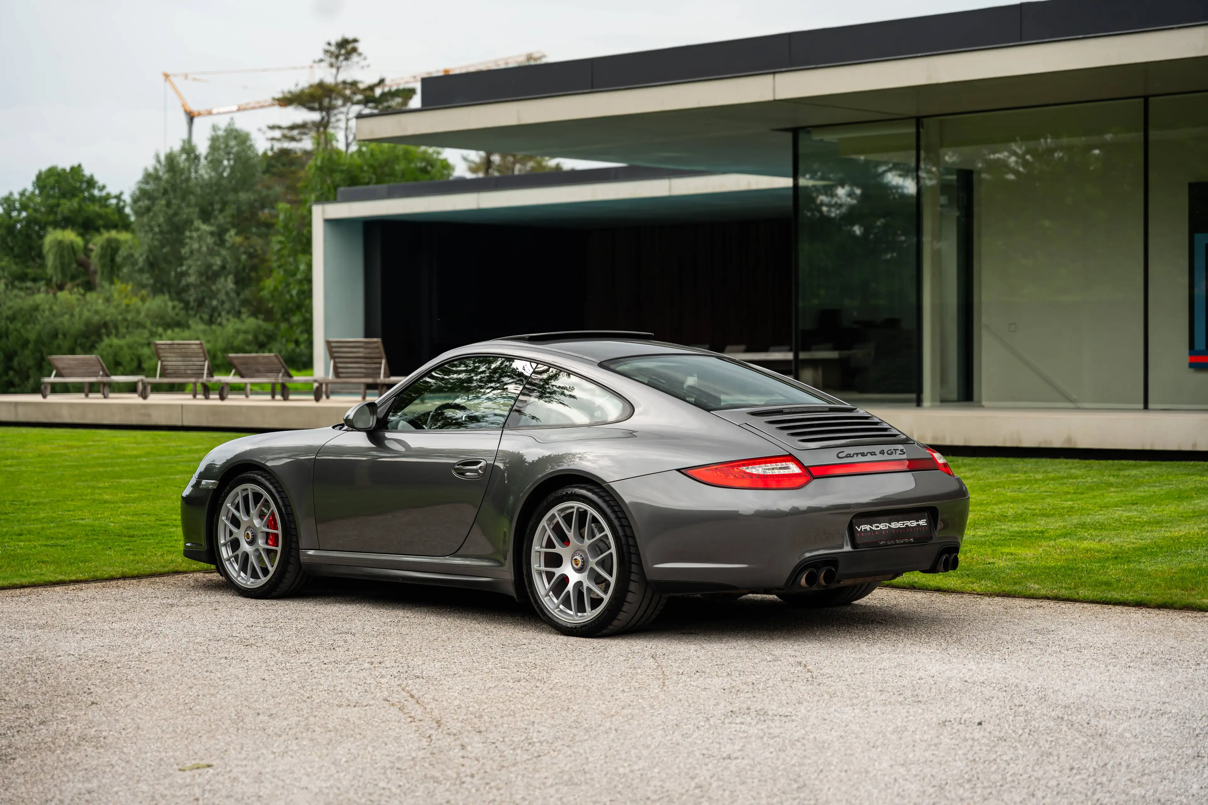 Porsche 997 .2 C4 GTS COUPE / CHRONO / SUNROOF / PDLS / BOSE / SPORT EXHAUST — photo 6