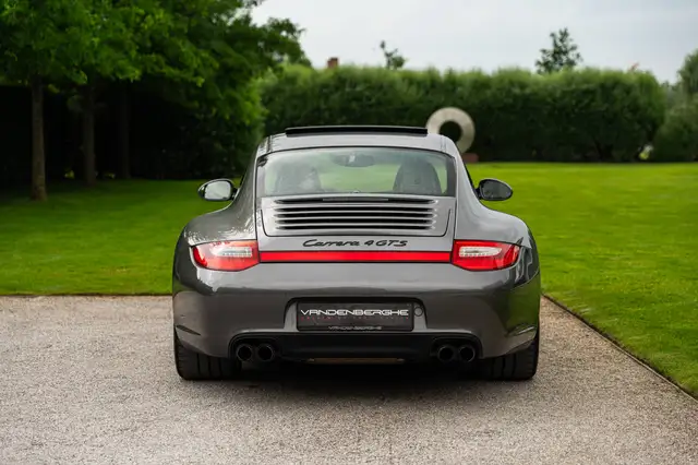 Porsche 997 .2 C4 GTS COUPE / CHRONO / SUNROOF / PDLS / BOSE / SPORT EXHAUST