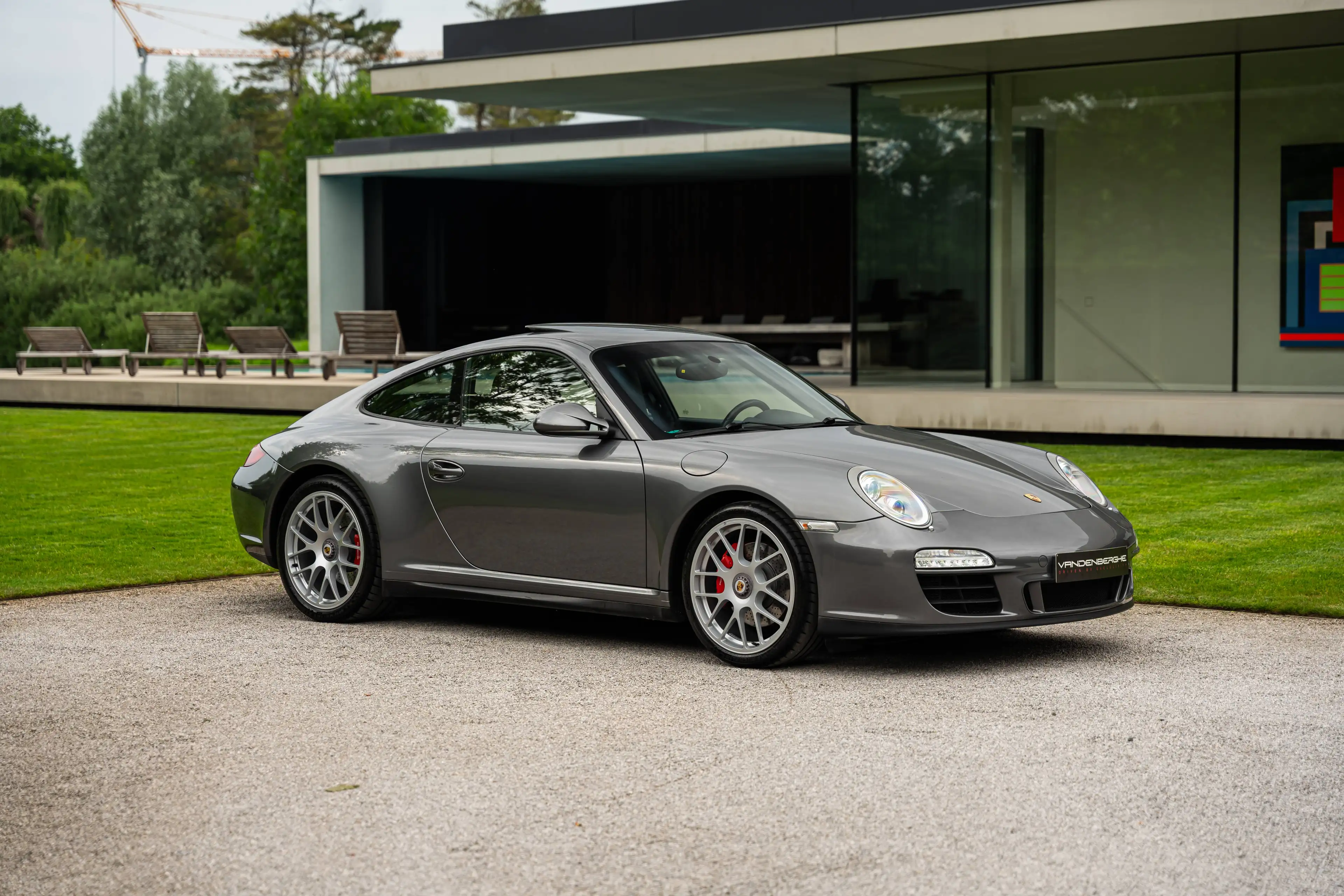 Porsche 997 .2 C4 GTS COUPE / CHRONO / SUNROOF / PDLS / BOSE / SPORT EXHAUST — photo 2