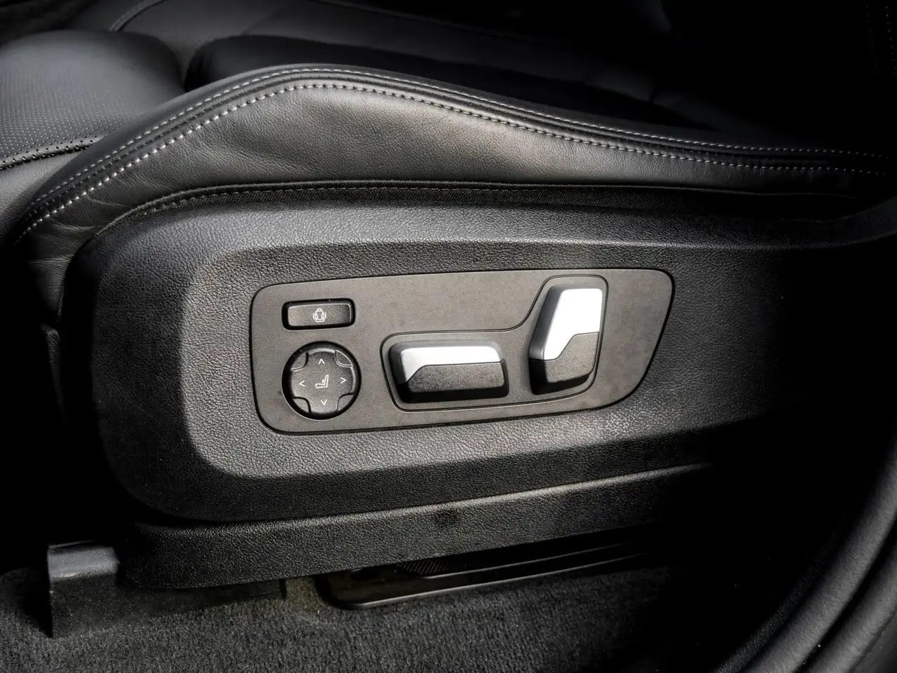 BMW X5 xDrive30d M SPORT PRO DA PA HiFi ADAPT.LED 12