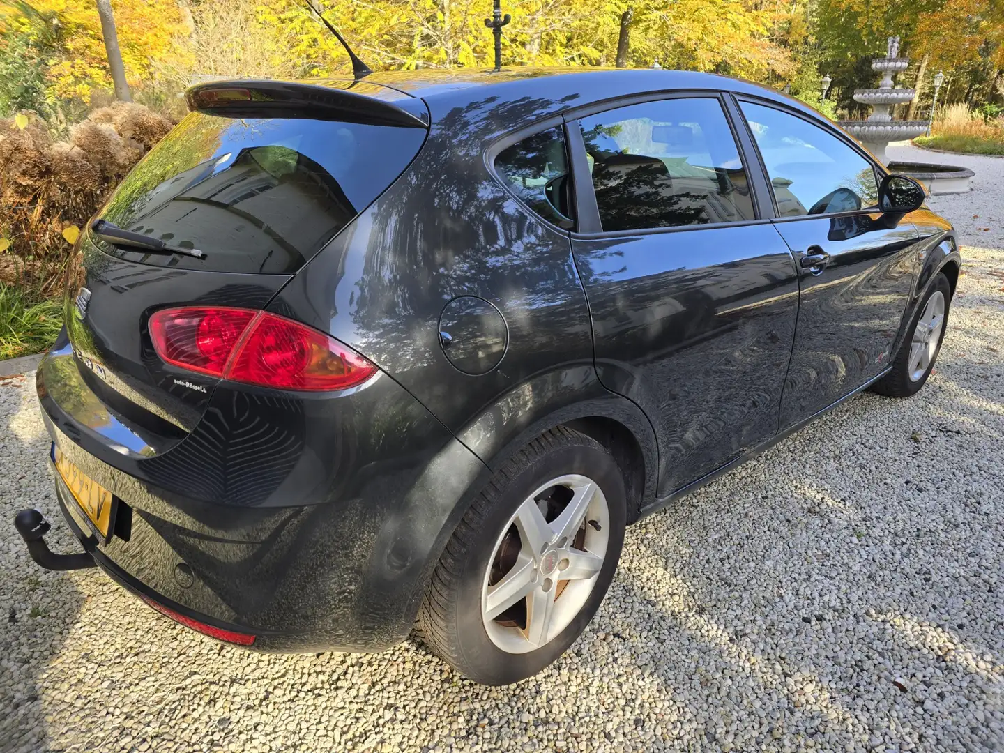 SEAT Leon 1.2 TSI Grijs - 2