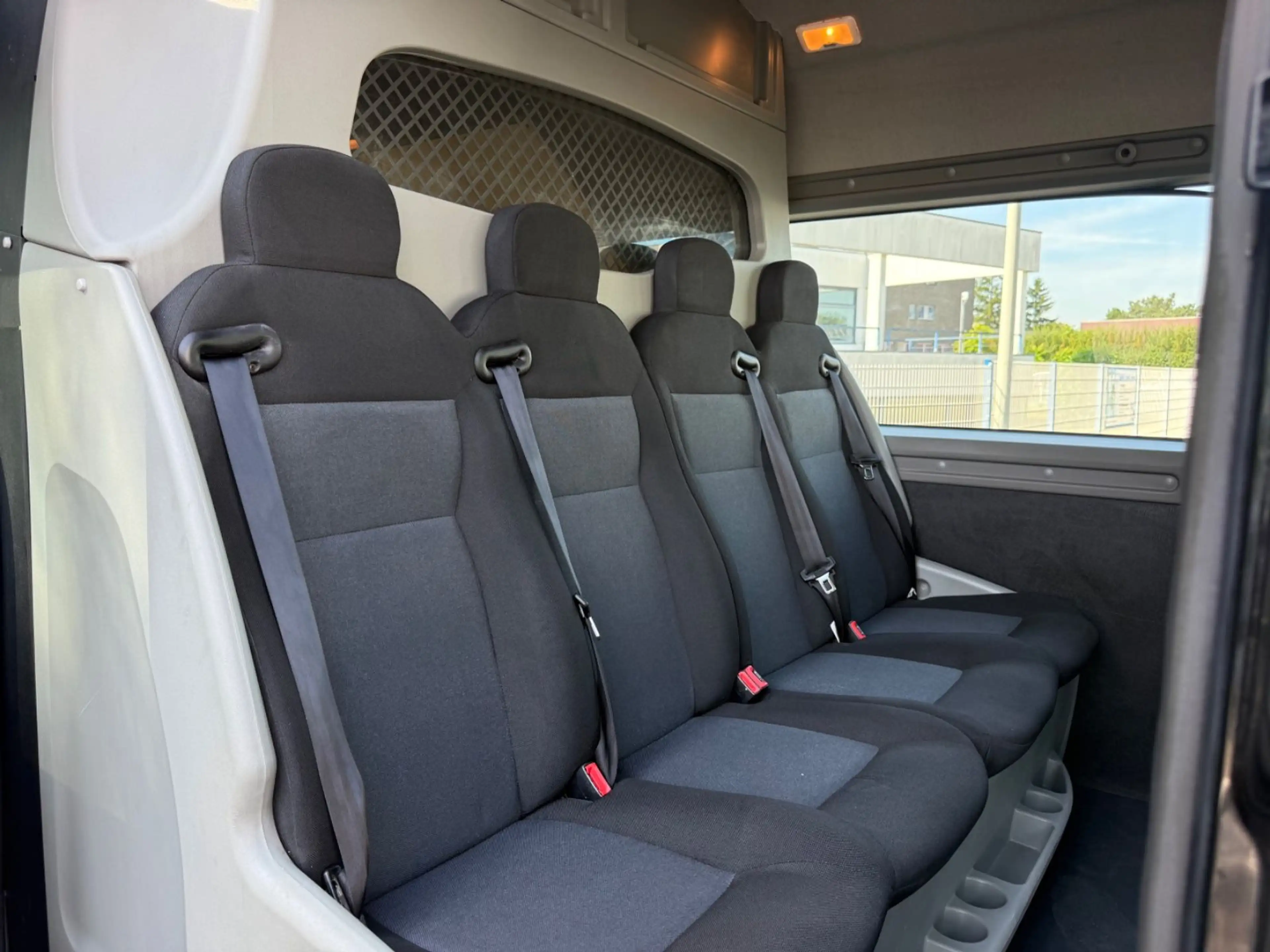 Nissan NV400 Kasten L3H2 Klima*NAVi+Kamera*6-Sitzer — photo 11