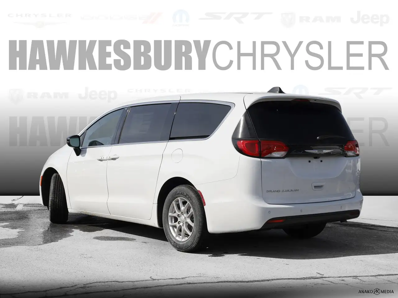 Chrysler Grand Caravan photo Chrysler Grand Caravan