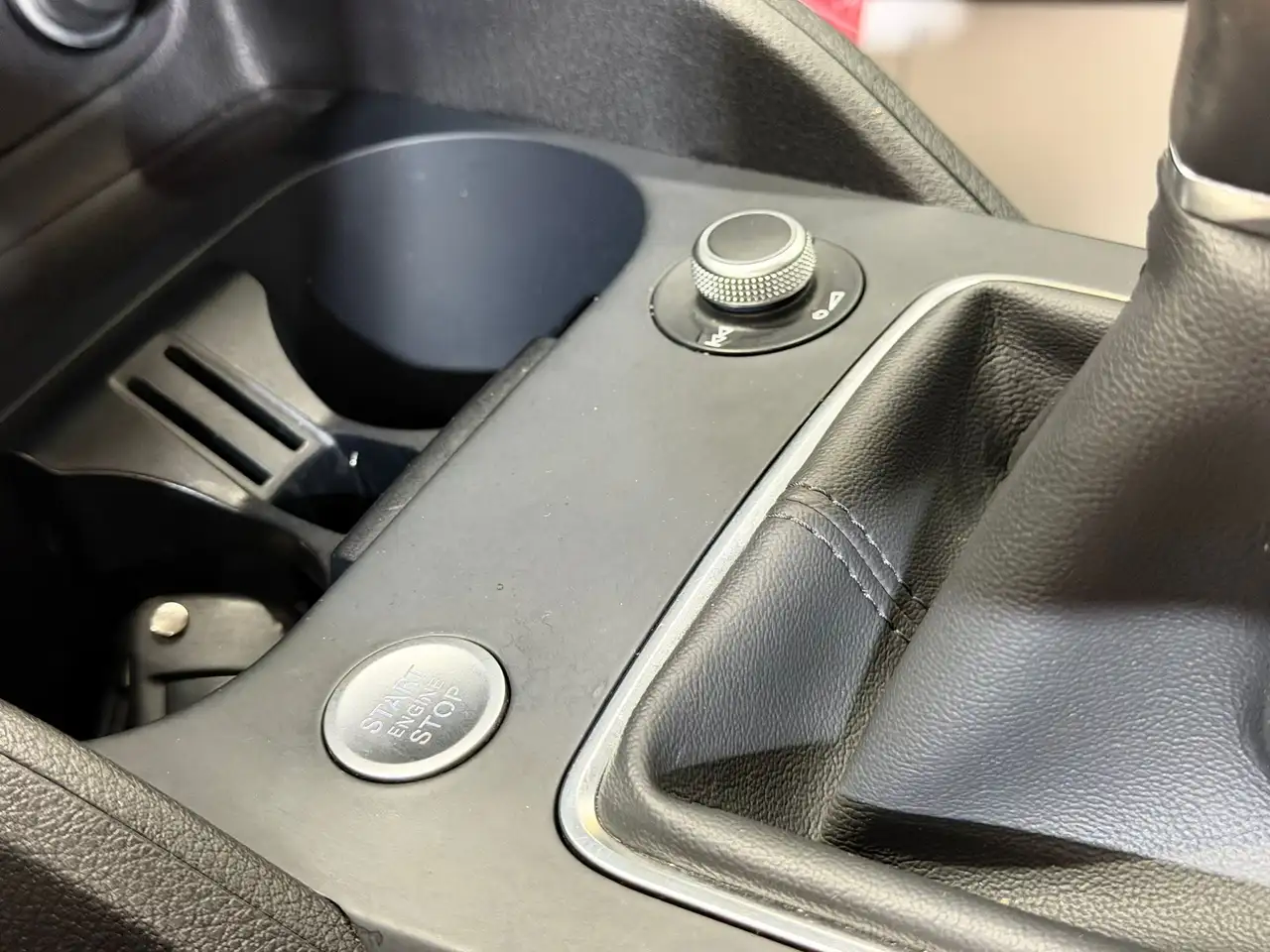 Audi Q2 30 TFSI S line * 1ER PROPRIÉTAIRE * GAR 12 MOIS 15