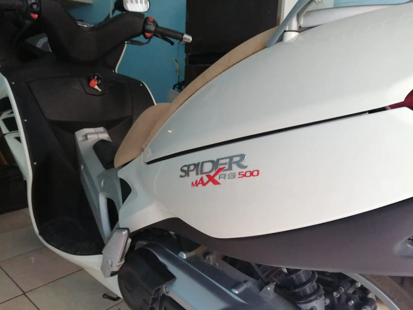 Malaguti Spidermax 500 RS Beige - 2