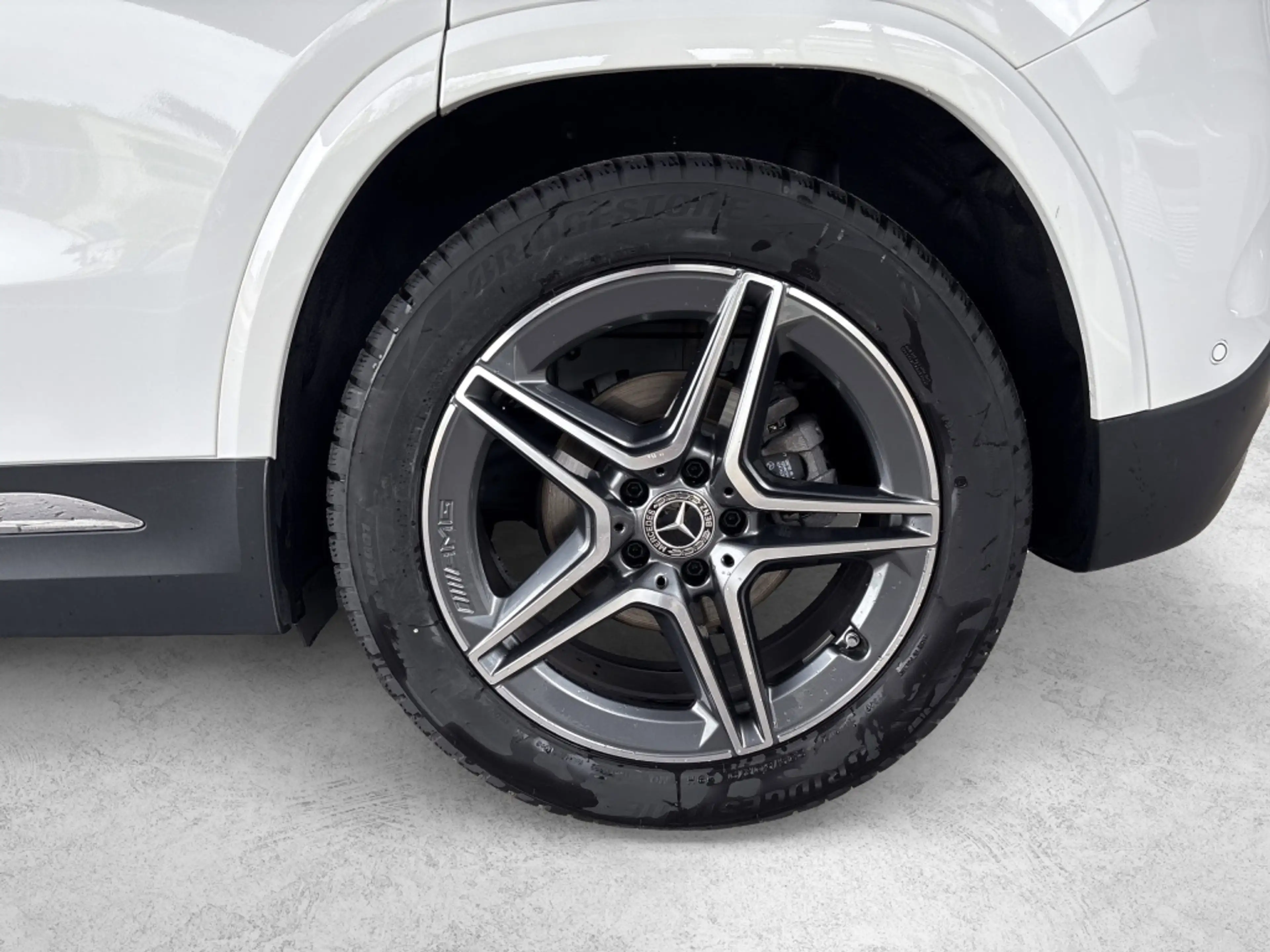 Mercedes-Benz GLA 180 d AMG AHK ACC DISTRONIC 360 PANO NAVI — photo 4