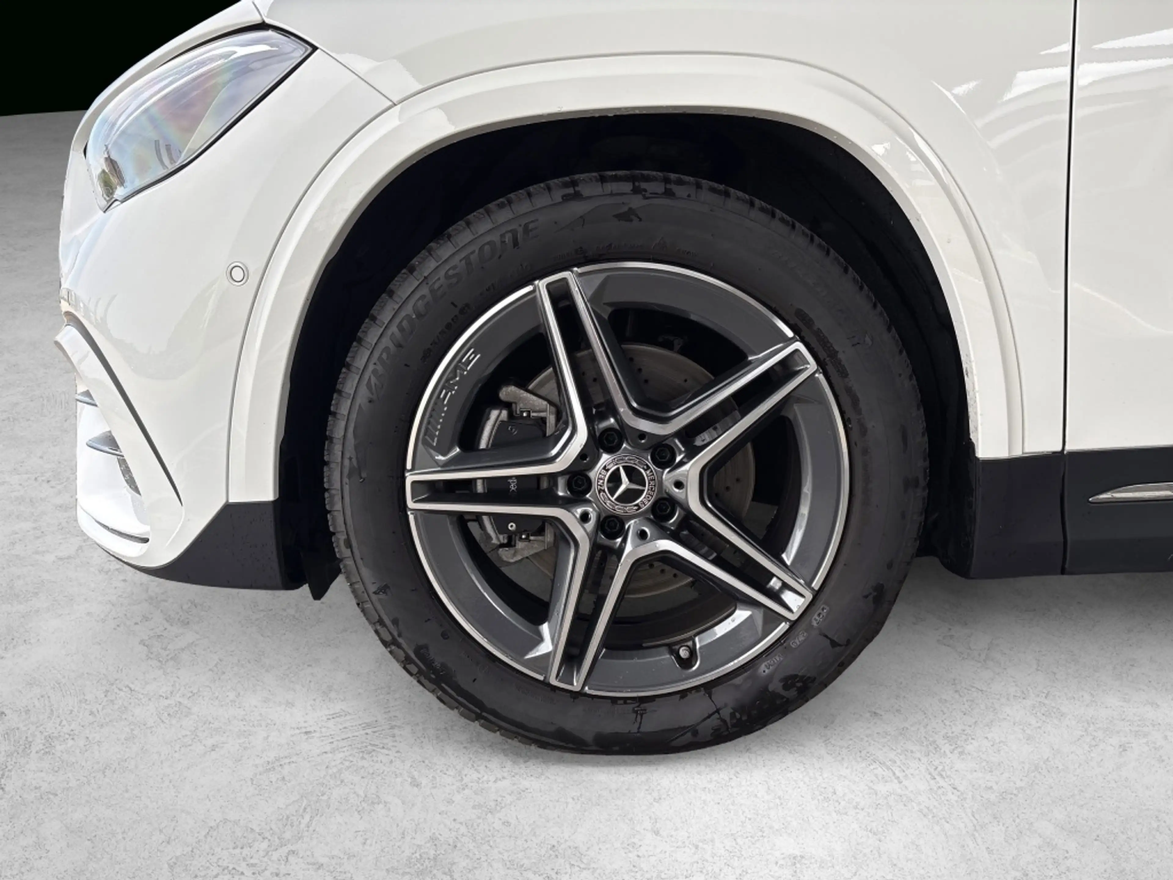 Mercedes-Benz GLA 180 d AMG AHK ACC DISTRONIC 360 PANO NAVI — photo 3