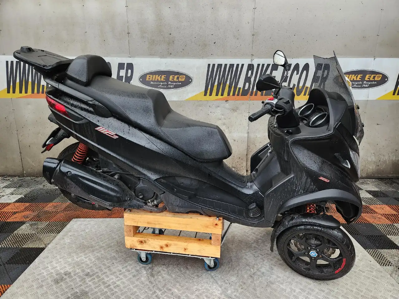 Piaggio mp3 350