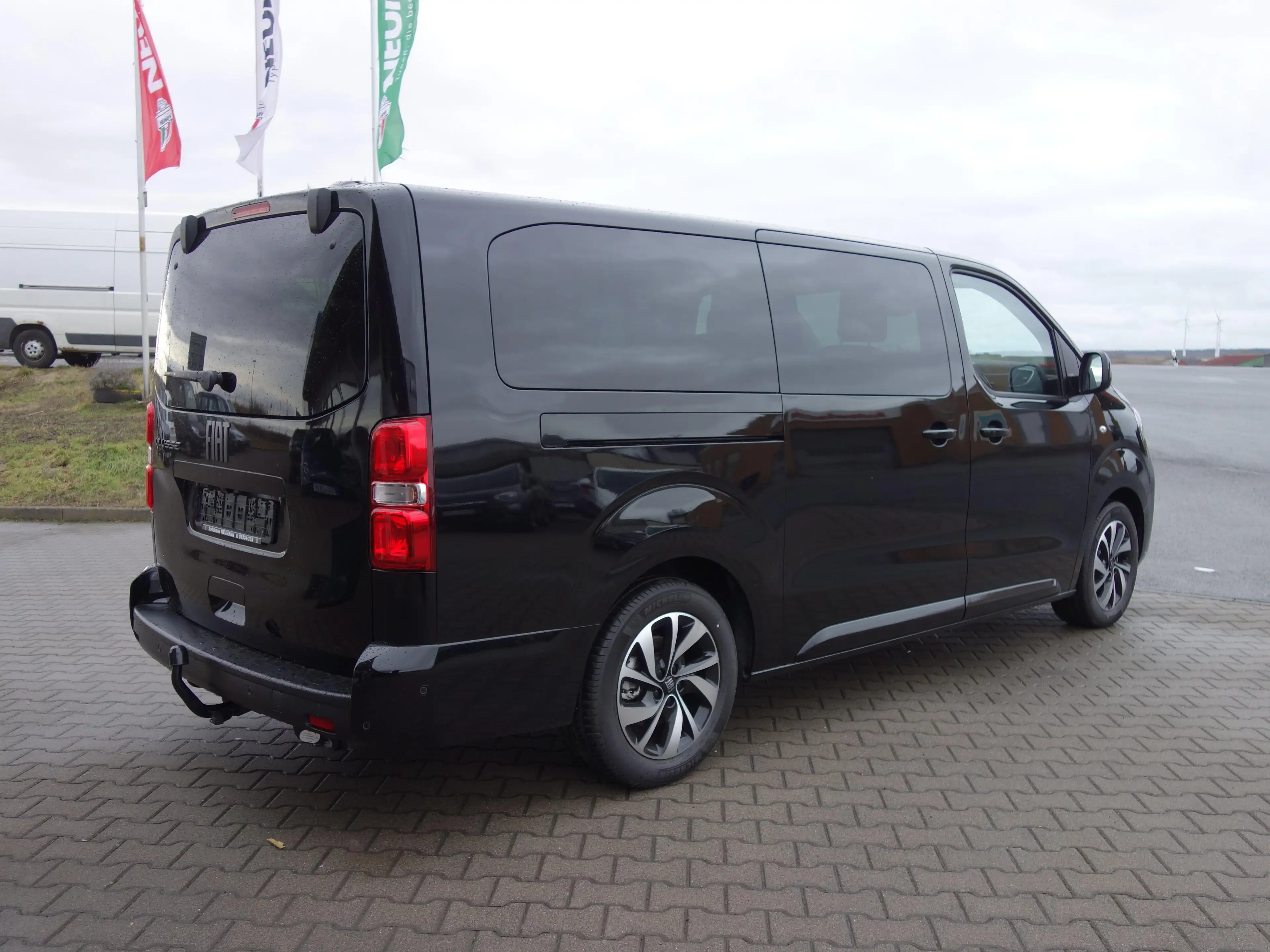Fiat Ulysse 180 BlueHDi L3 Top*8 SITZE/AHK/LEDER/PANORAMA/AT* — photo 4