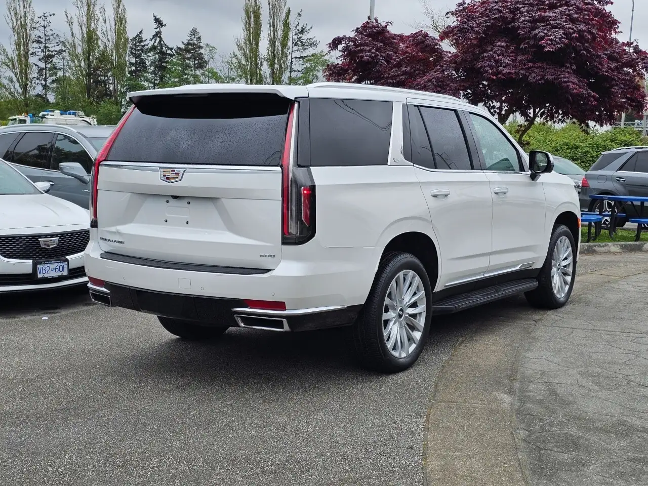 Cadillac Escalade снимка Cadillac Escalade