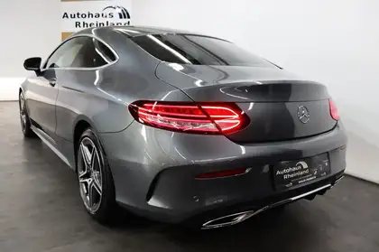 Annonce voiture d'occasion Mercedes-Benz C 300 - CARADIZE