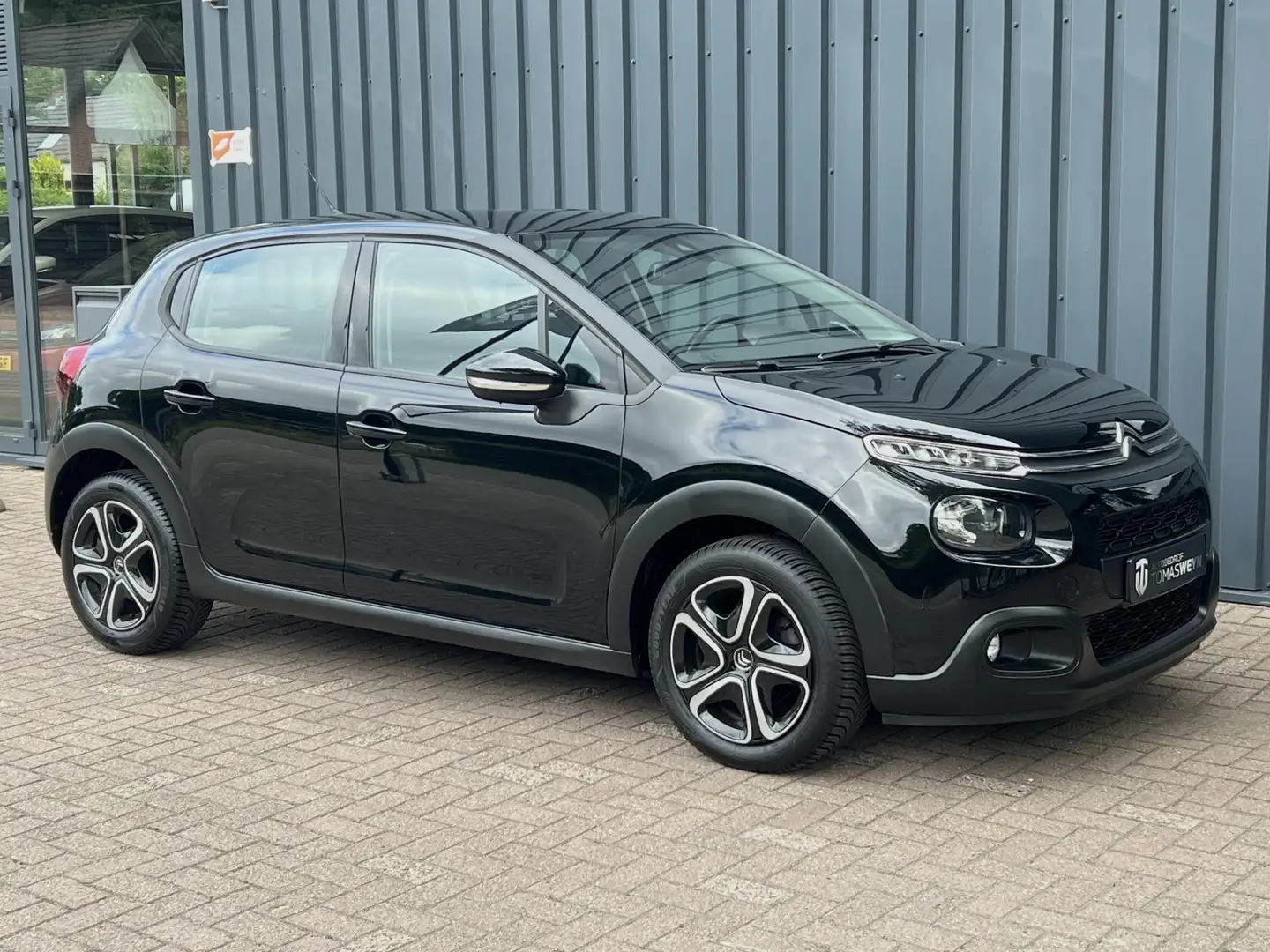 Citroen C3 1.2 PureTech Shine 1E EIGENAAR!/AUTOMAAT/CARPLAY!/ Zwart - 2