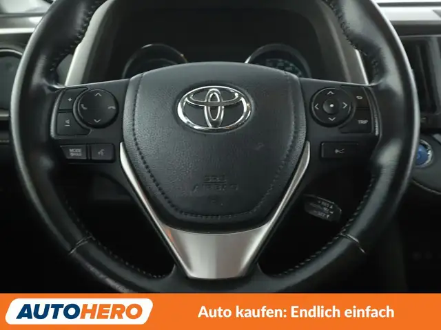 Toyota RAV4 view 19