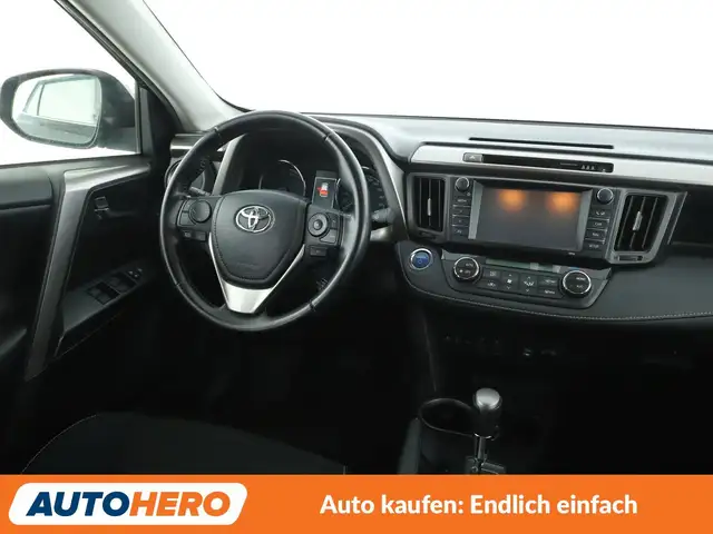 Toyota RAV4 view 13