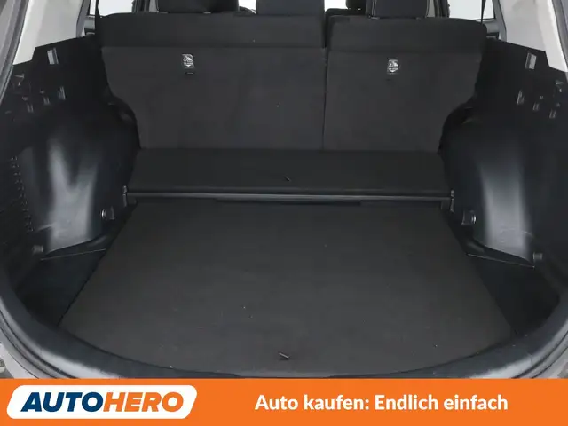 Toyota RAV4 view 17