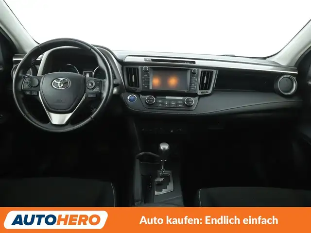 Toyota RAV4 view 12