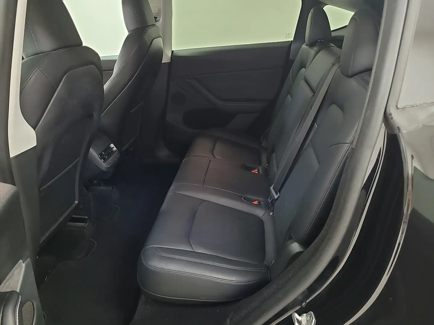 Tesla Model Y Long Range AWD 79kWh,netto33.958-leasingfähi4x4 Schwarz - 2