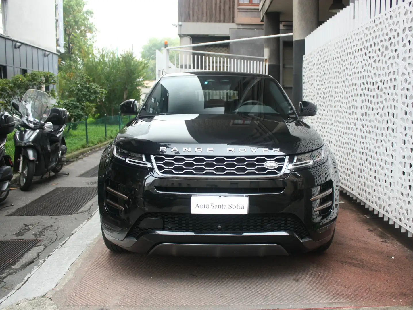Land Rover Range Rover Evoque 2.0d i4 mhev R-Dynamic SE 204cv-Full Black-20"-360 Schwarz - 2