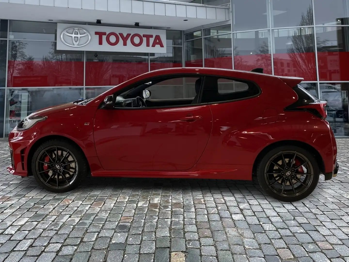 Toyota Yaris 1.6 Turbo GR Automatik TOP Zustand*wenig KM Rood - 2