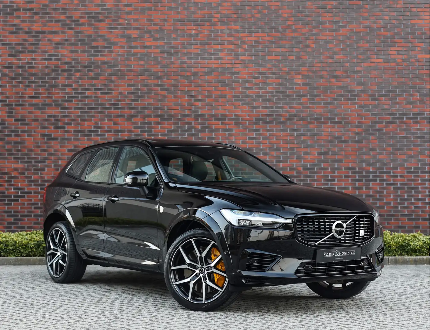 Volvo XC60 T8 AWD Polestar Engineered Zwart - 1