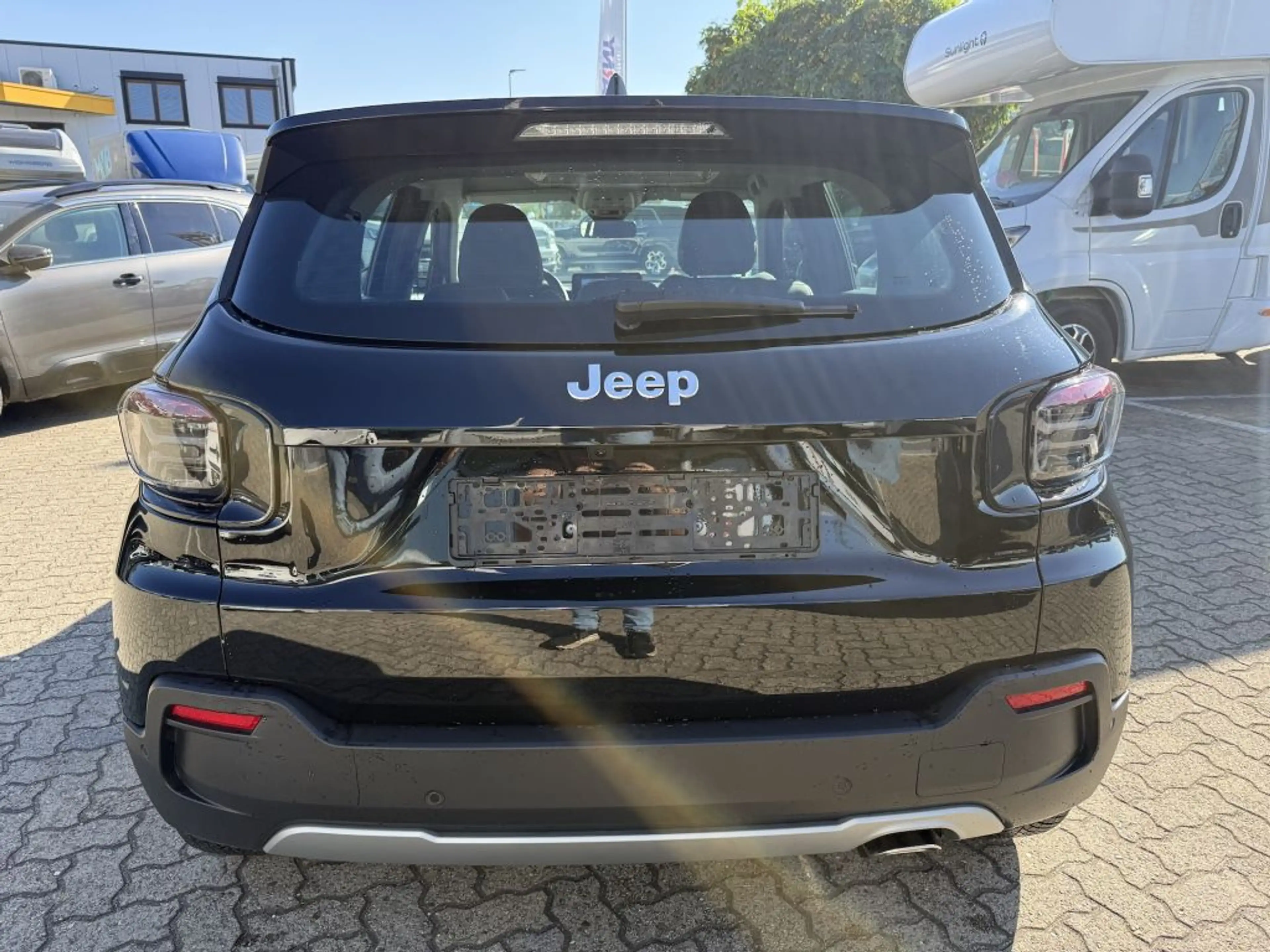 Jeep Avenger 1.2 GSE T3 Turbo-Benzin GDI Altitude — photo 6