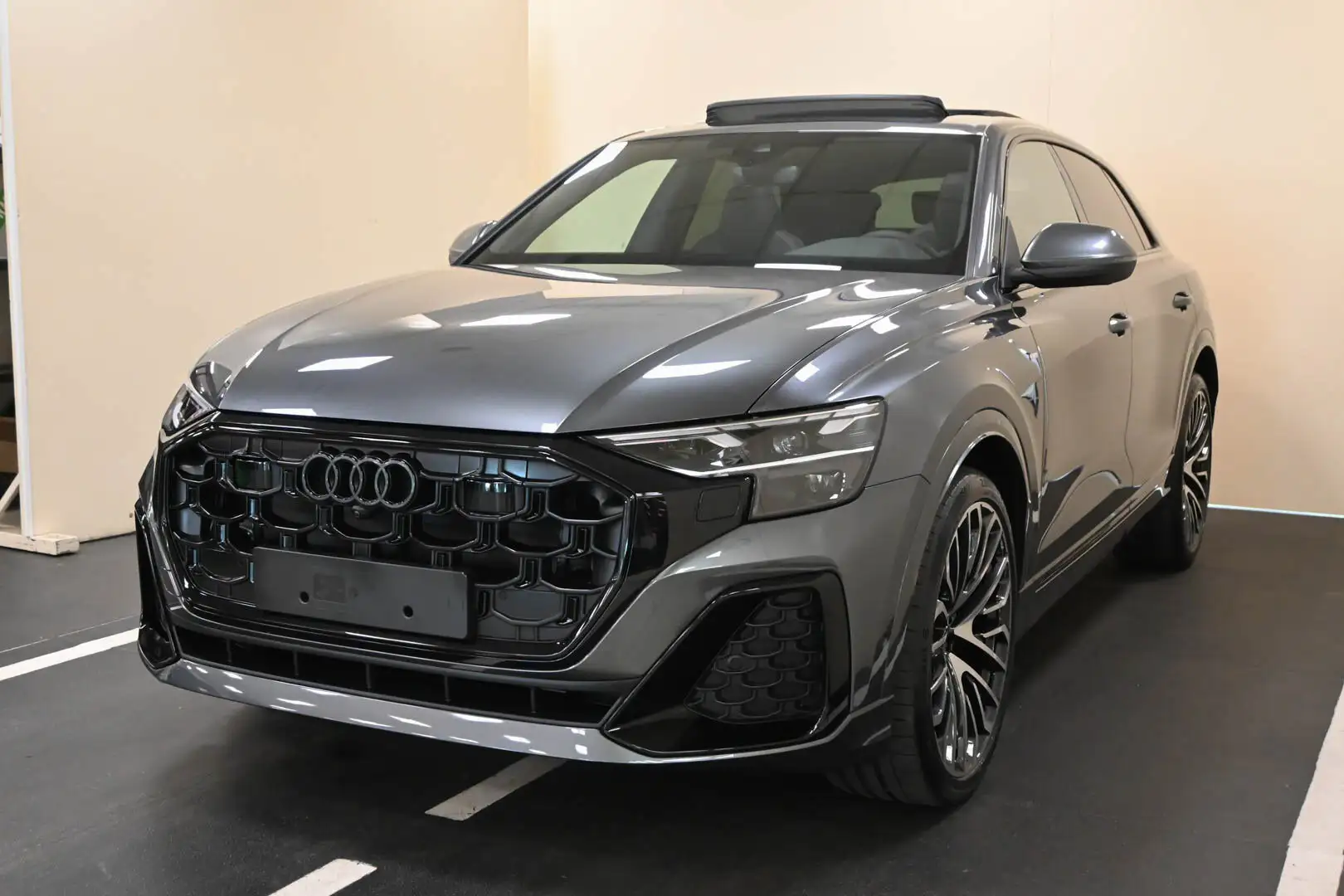 Audi Q8 Q8 50 TDI Mhev 286 CV Black Line edition Сірий - 2