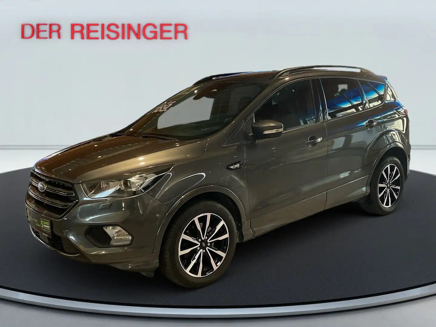Ford Kuga ST-Line Automatik Grau - 2