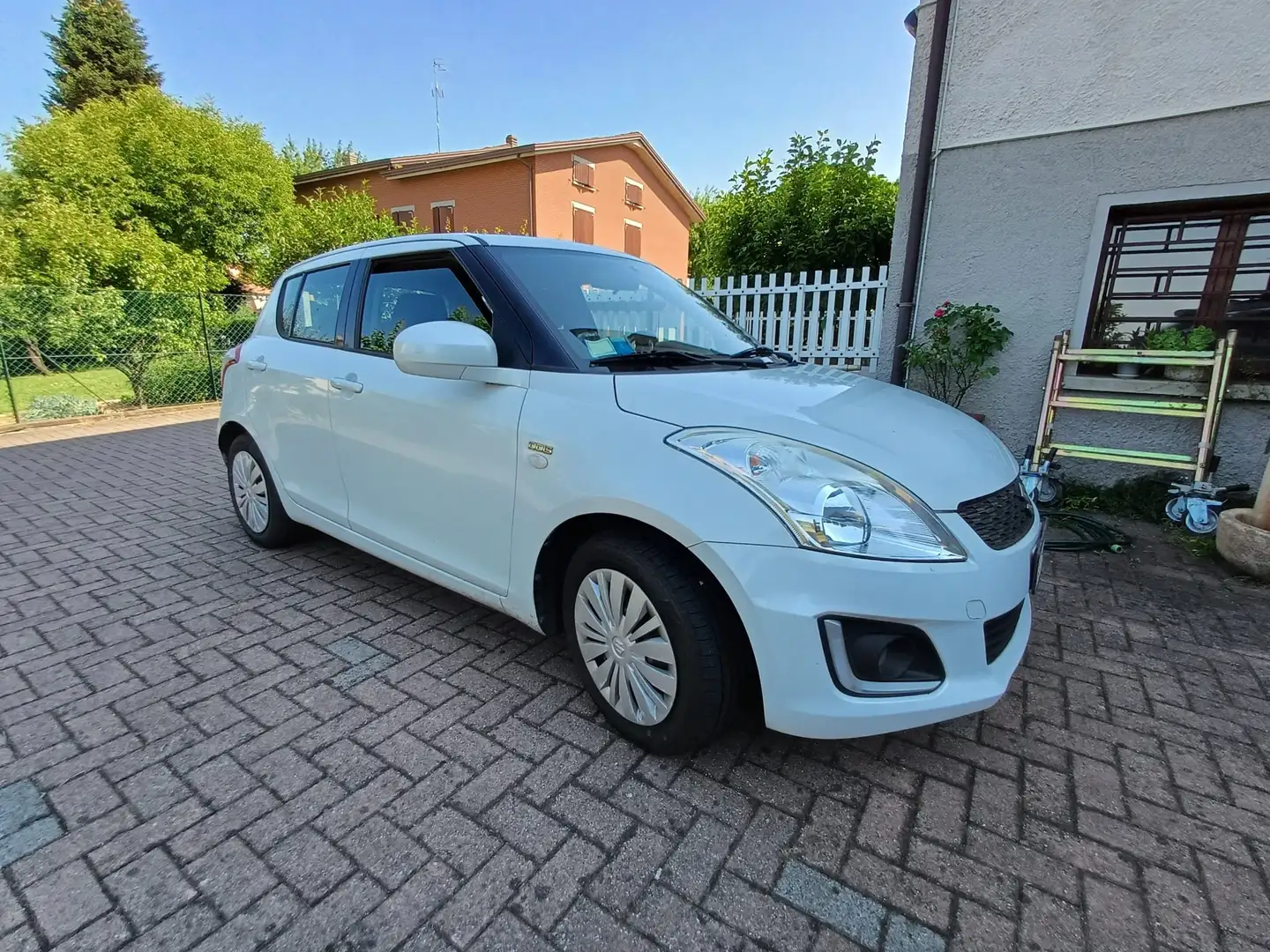 Suzuki Swift Swift 5p 1.3 ddis B-Easy Bianco - 1