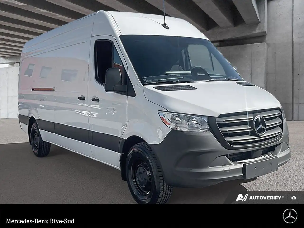Mercedes-Benz Sprinter снимка Mercedes-Benz Sprinter