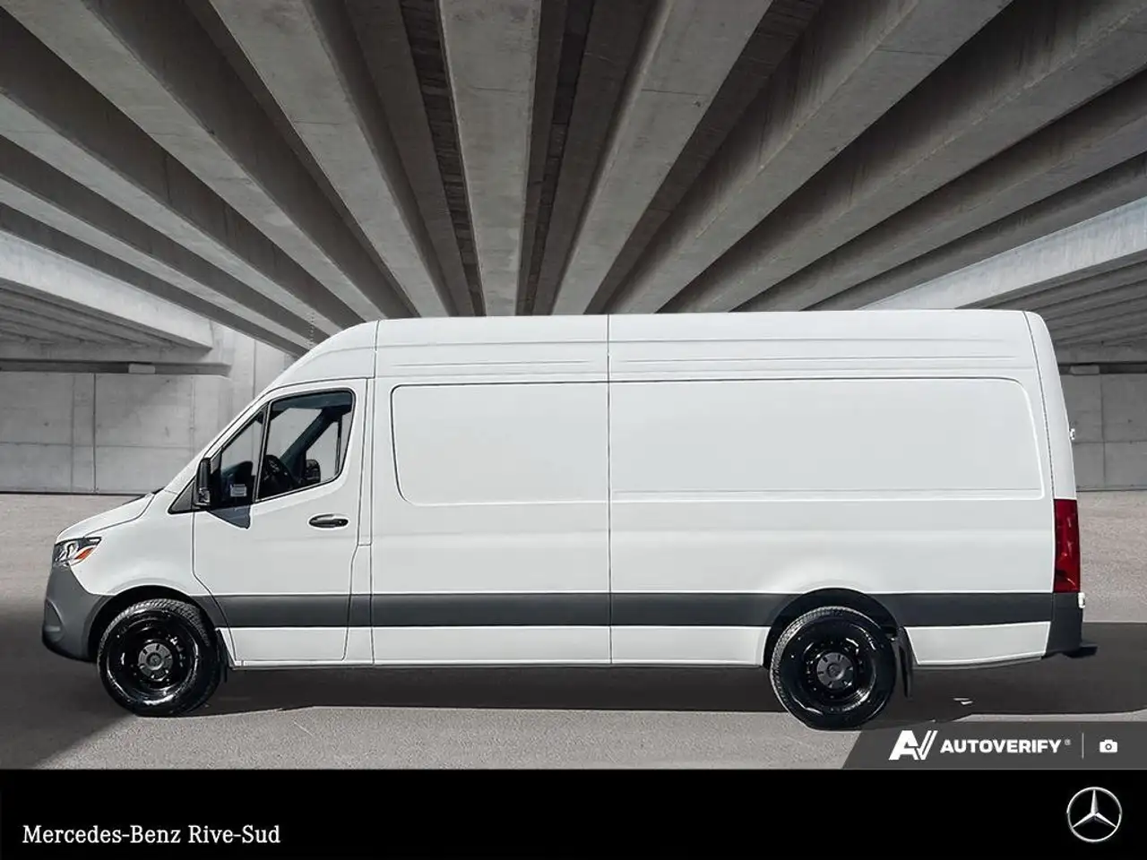Mercedes-Benz Sprinter снимка Mercedes-Benz Sprinter