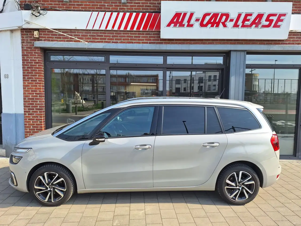 Citroen Grand C4 Spacetourer 1.5 BlueHDi S&S EAT8 Shine