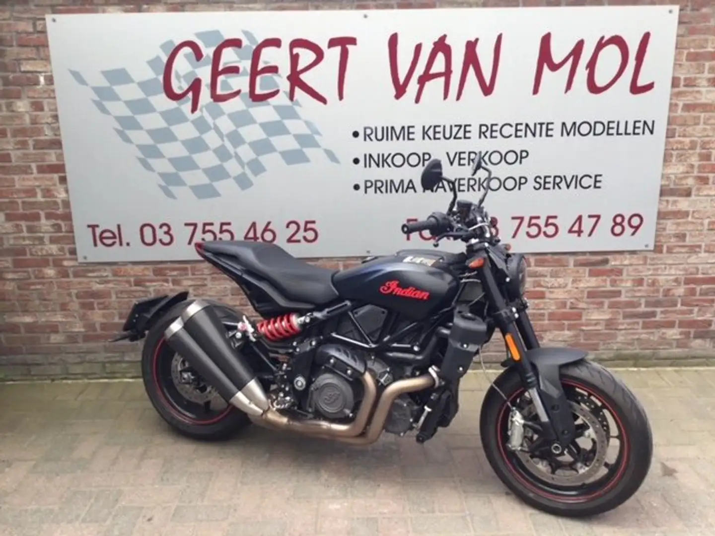 Indian FTR 1200 Negru - 1