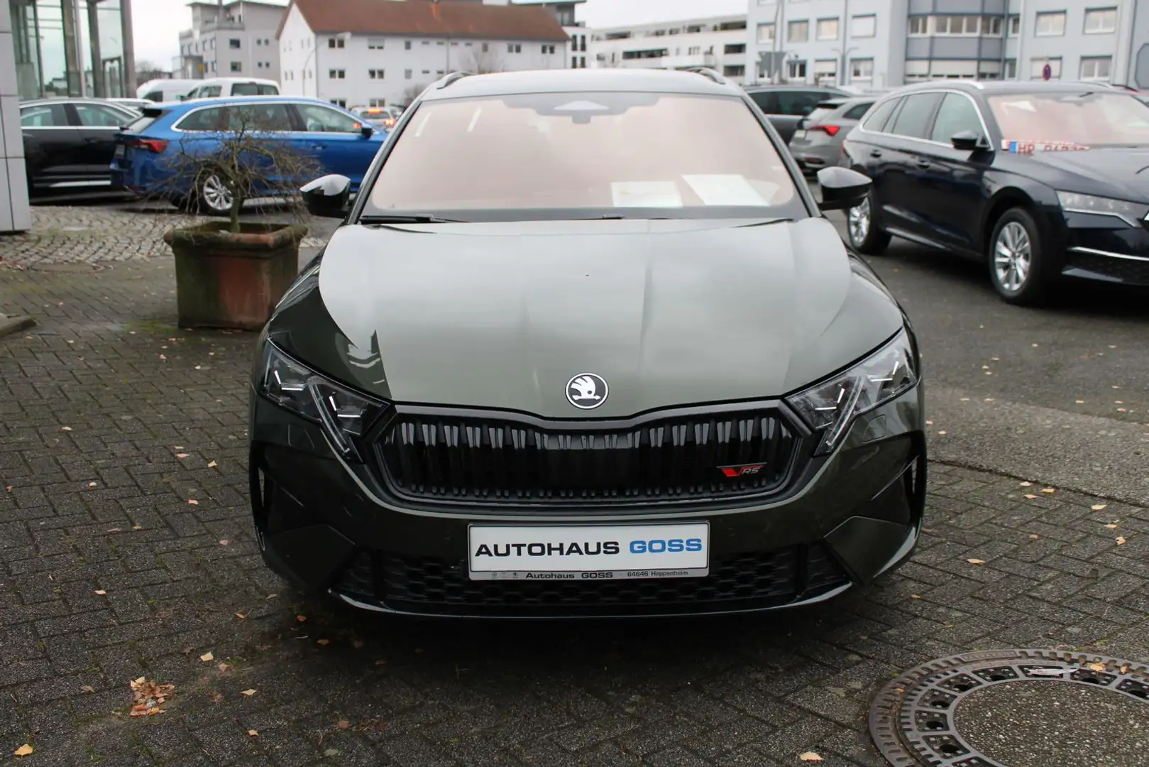 Skoda Octavia RS 2.0TSI 265PS 7-Gang DSG NAVI AHK Grün - 2