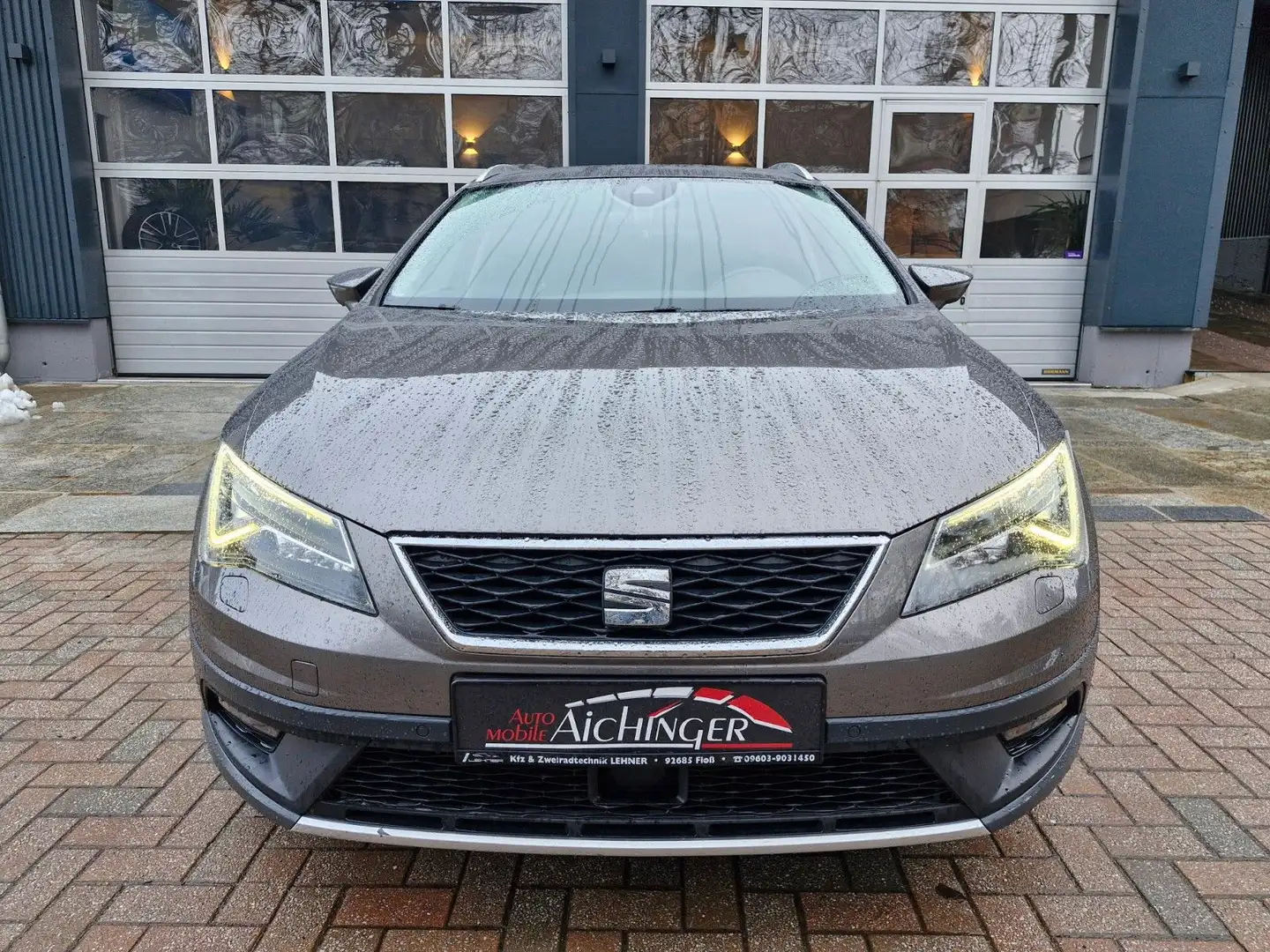 SEAT Leon ST X-Perience 4Drive Pano 1.Hand 8-Fach LED Grau - 2