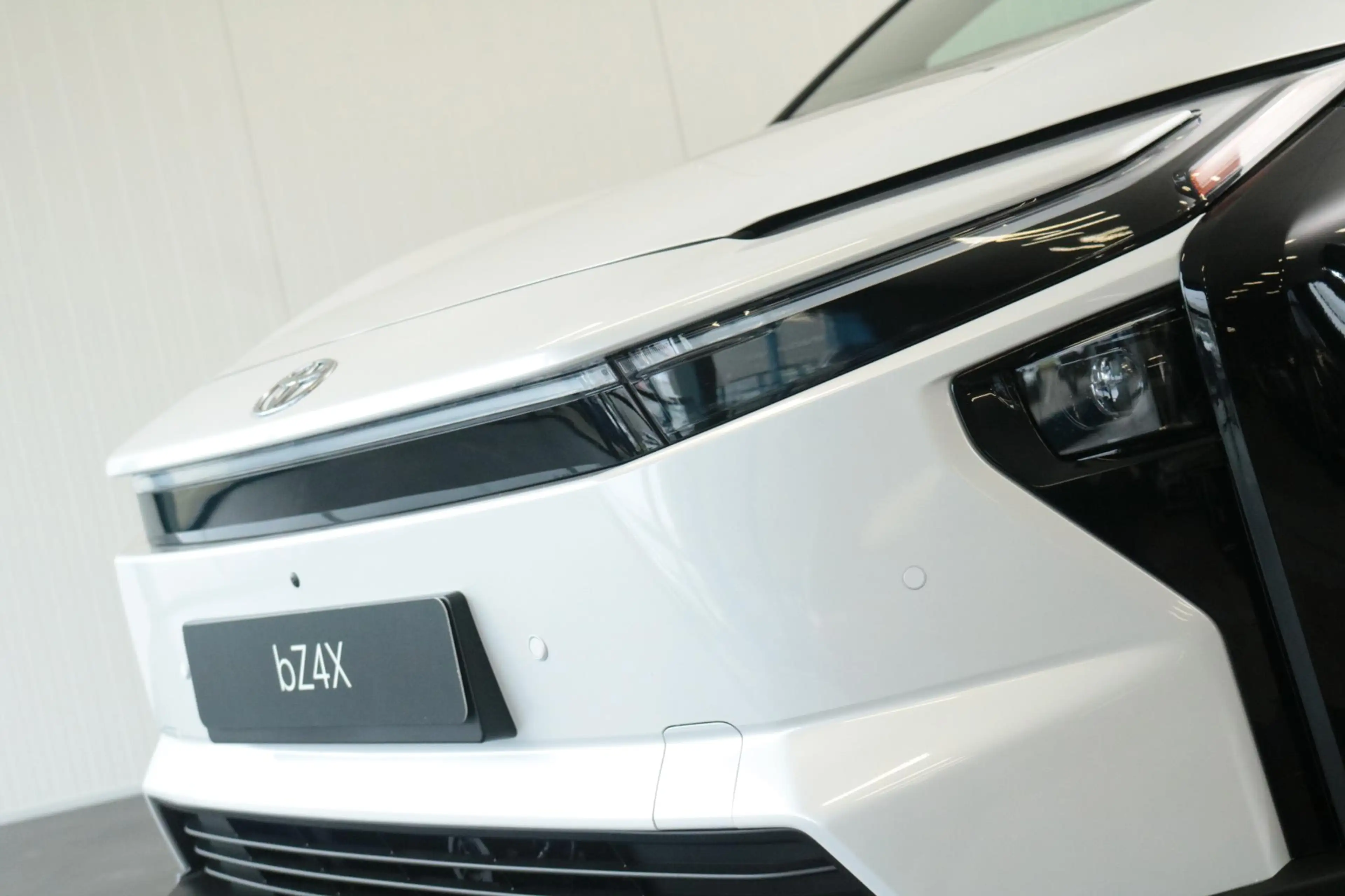 Toyota bZ4X Executive 73 kWh, JBL audio — photo 10