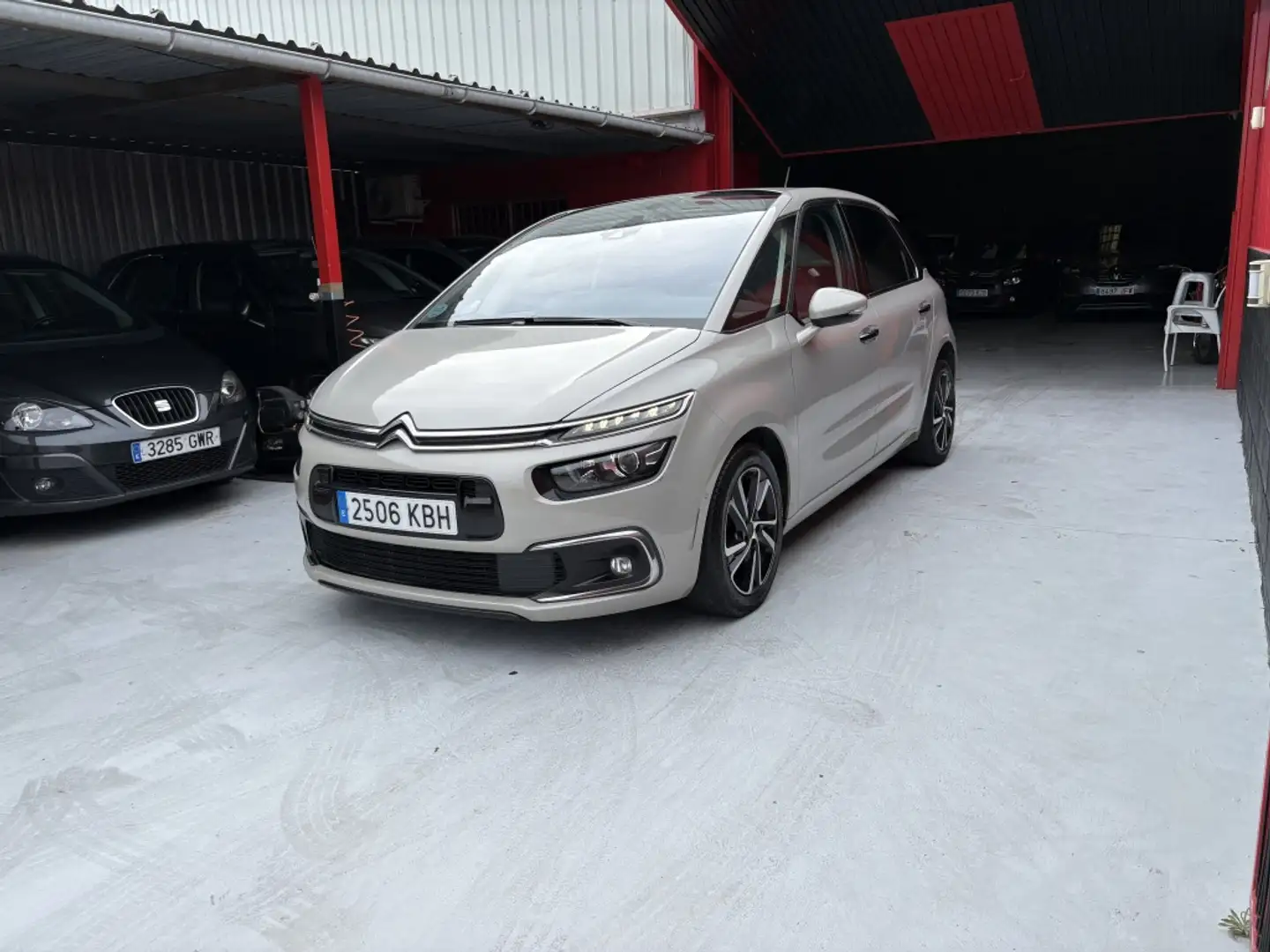Citroen C4 Picasso 2.0BlueHDI S&S Shine 150 Beige - 2