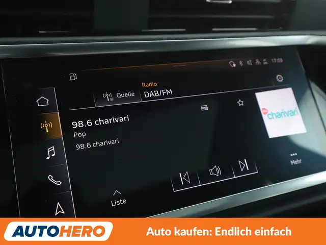 Audi RS Q3 view 21