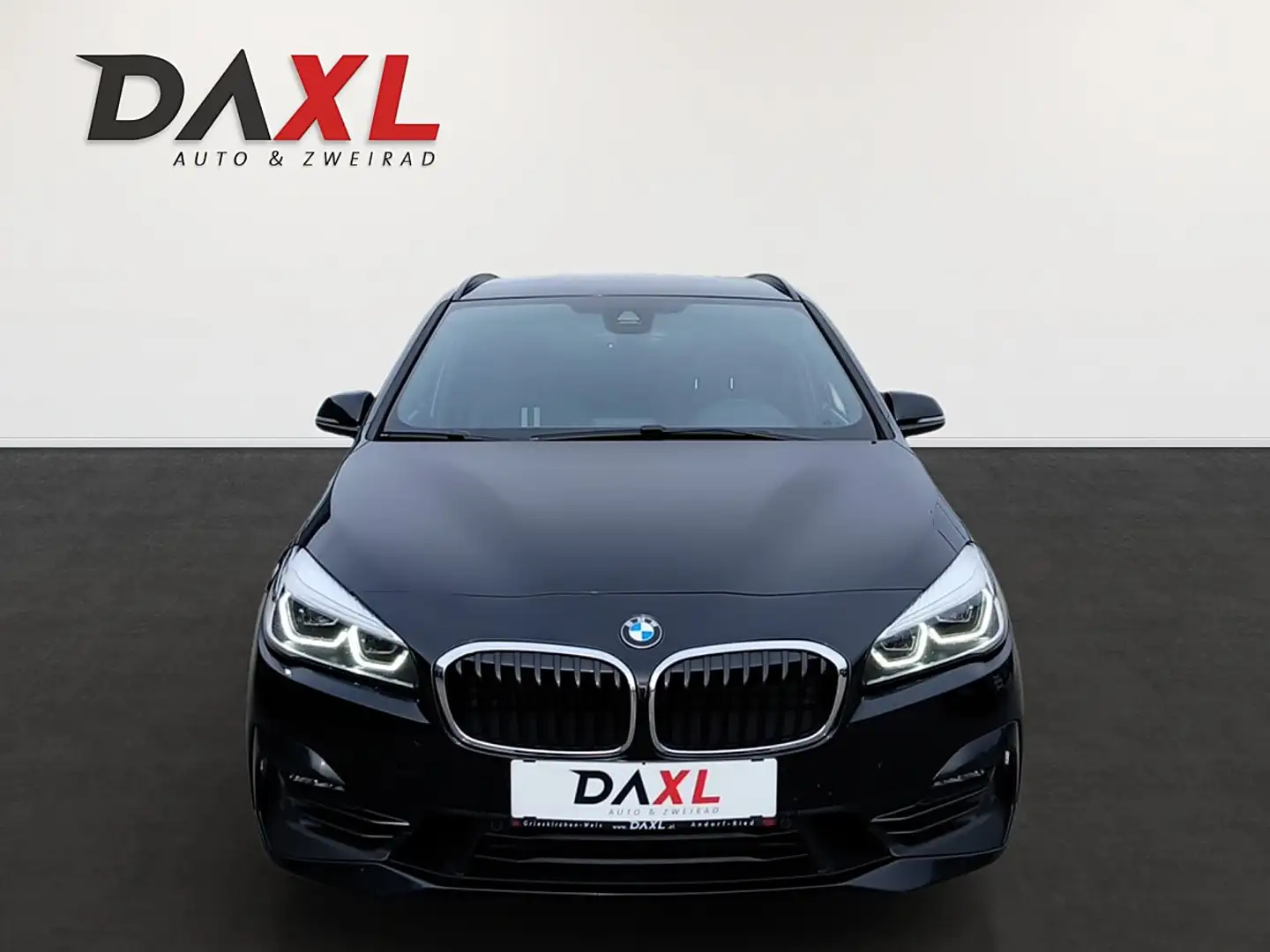 BMW 218 d Active Tourer Sport Line Aut. *prompt* Schwarz - 2