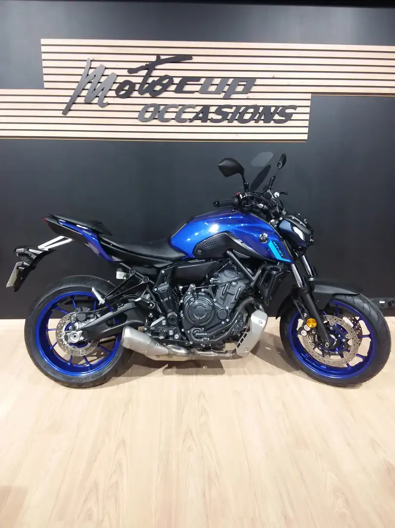 Yamaha MT-07 Bleu - 1