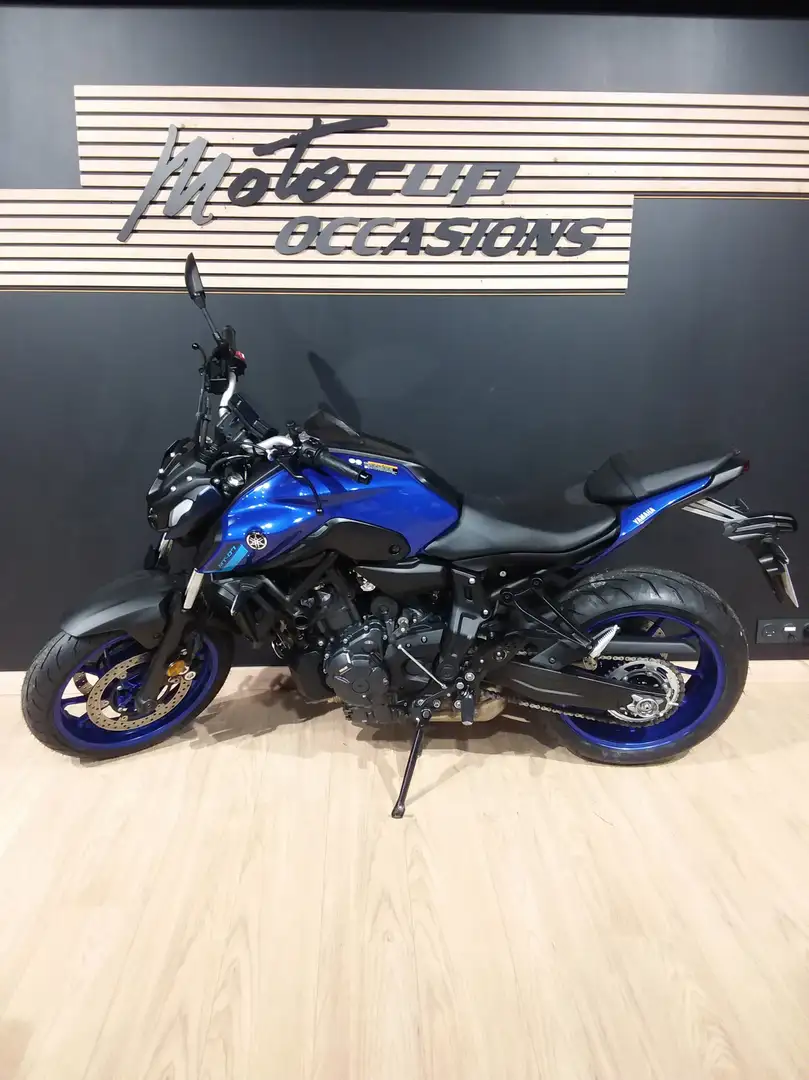 Yamaha MT-07 Bleu - 2