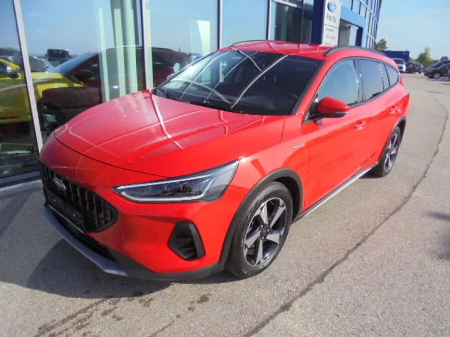 Ford Focus Active X 155PS Benzin mHEV Automatik Rot - 1