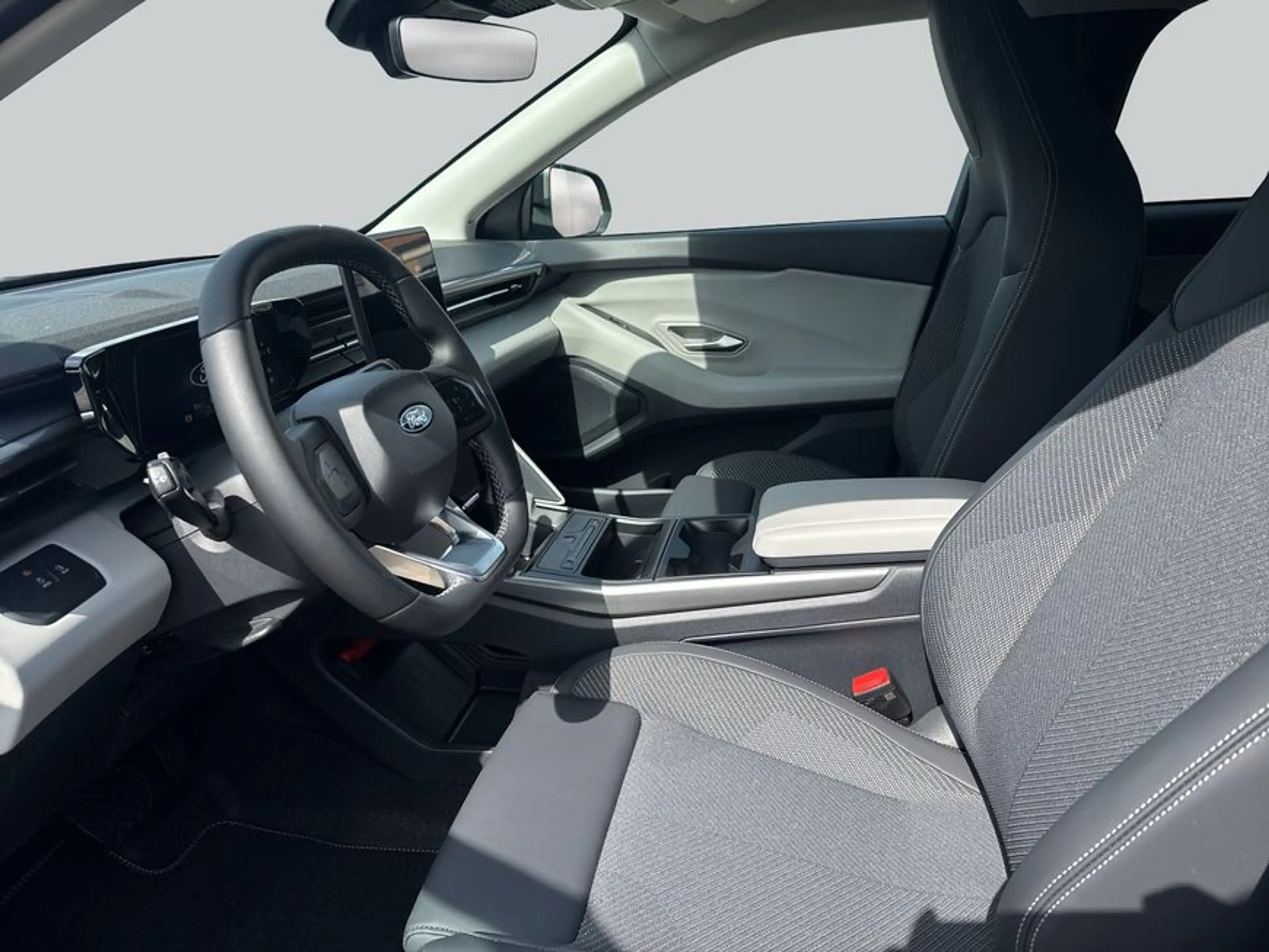 Ford Explorer Elektromotor mit Standard Range RWD 58kWh — photo 10