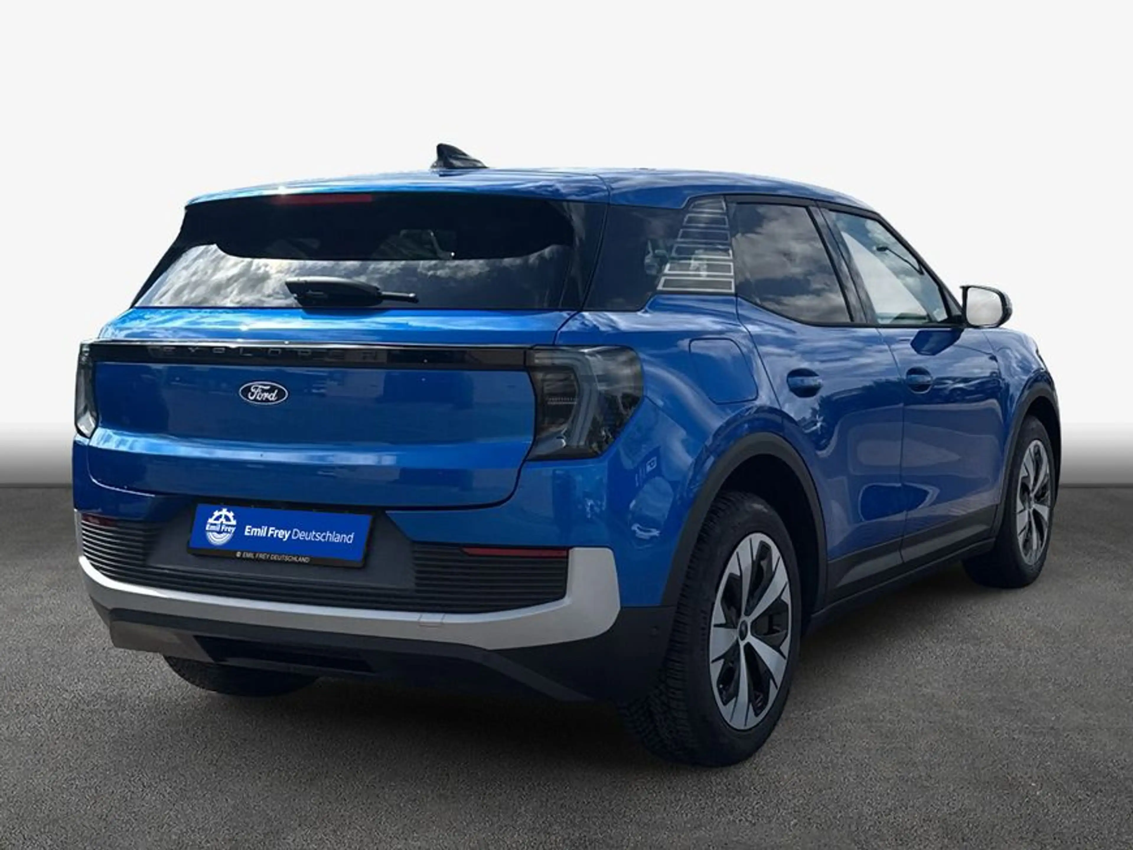 Ford Explorer Elektromotor mit Standard Range RWD 58kWh — photo 2